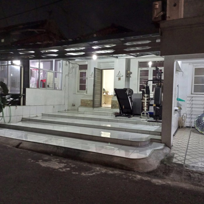Rumah dijual di Taman Lembah Hijau Lippo Cikarang